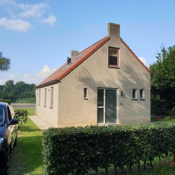 Gezellige Vakantiewoning Aan Het Water In Ewijk - Recreational Only No Workers Esterno foto