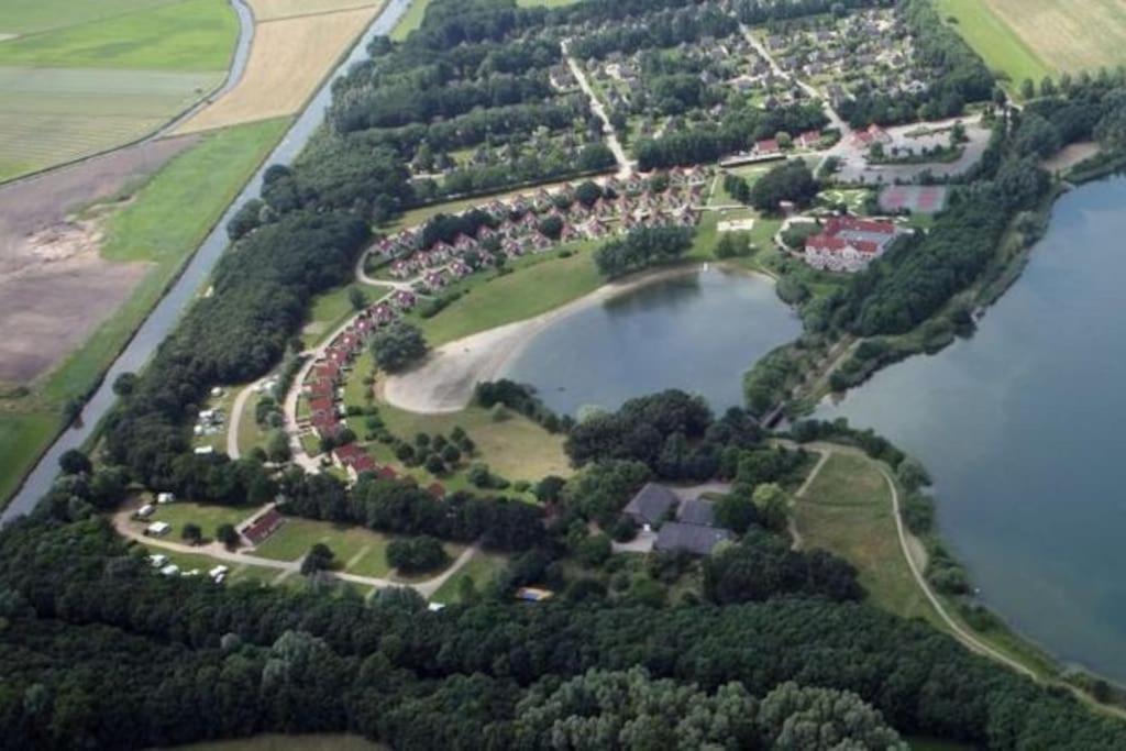 Gezellige Vakantiewoning Aan Het Water In Ewijk - Recreational Only No Workers Esterno foto